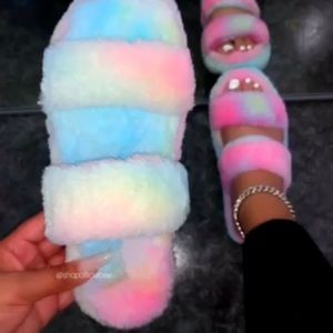 Cotton candy slippers